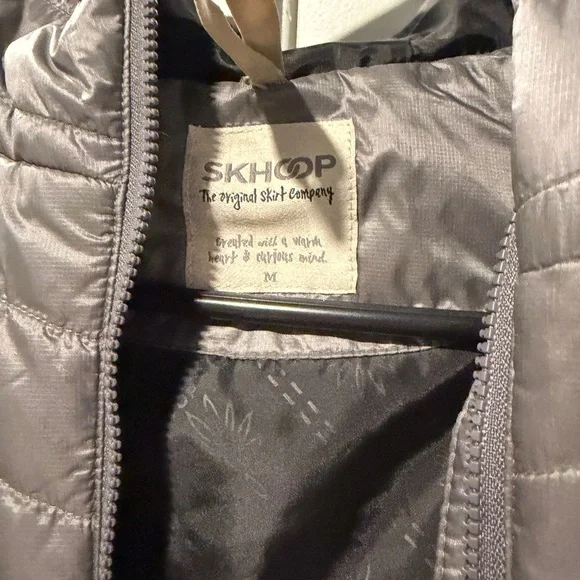 Skhoop long vest medium like new - Picture 2 of 4